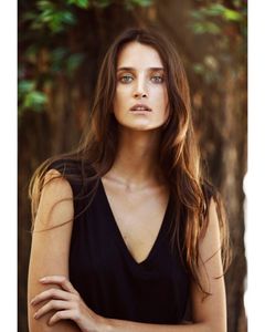 CAROL DEMARQUI 32